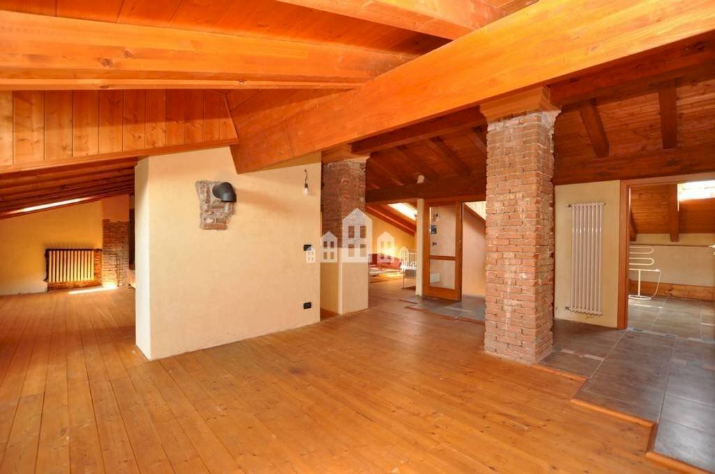 Stanza non arredata - Independent house Frazione Spineto, 6, Castellamonte - photo 2