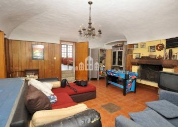 Salone - Independent house Frazione Spineto, 6, Castellamonte - photo 18