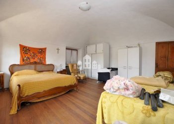 Camera da letto - Independent house Frazione Spineto, 6, Castellamonte - photo 21