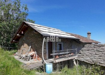 Facciata - Casa indipendente località Marletto, snc, Brosso - foto 2