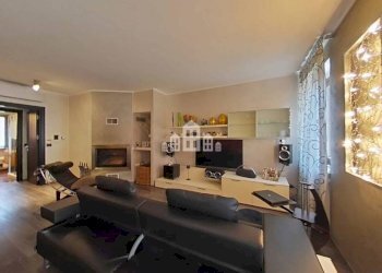 Salone - Villa a Schiera via Beltrama Rivarolo, 8, Lombardore - foto 6