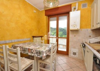 Cucina - Quadrilocale via Galimberti, 45, Cuorgnè - foto 1