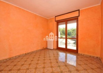 Camera da letto - Quadrilocale via Galimberti, 45, Cuorgnè - foto 2