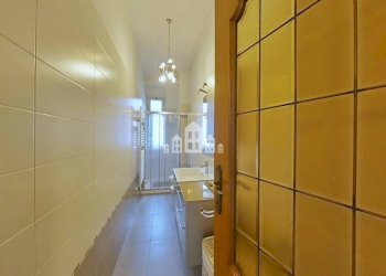 Bagno - Trilocale corso Enrico De Nicola, 58, Torino (zona Crocetta) - foto 16