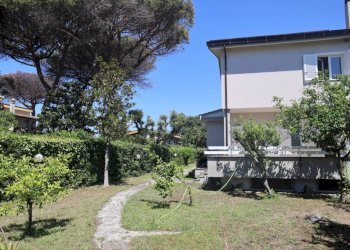 Facciata - Villa via dei Garofani, 6, Anzio - photo 10
