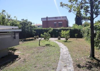 Giardino - Villa via dei Garofani, 6, Anzio - photo 13