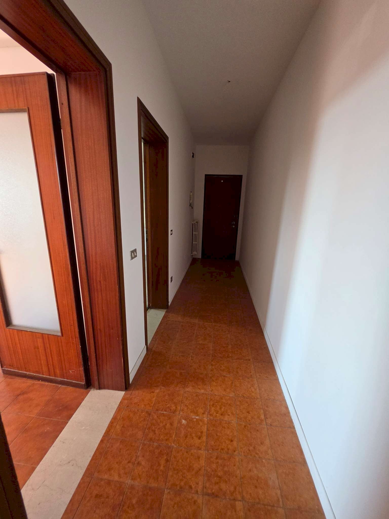 ingresso - Three-room apartment via Pinetti, Montodine - photo 2