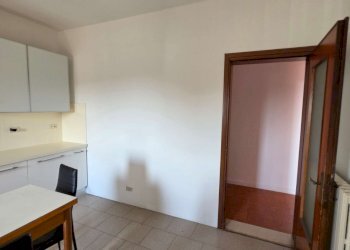 cucina abitabile - Trilocale via Pinetti, Montodine - foto 14