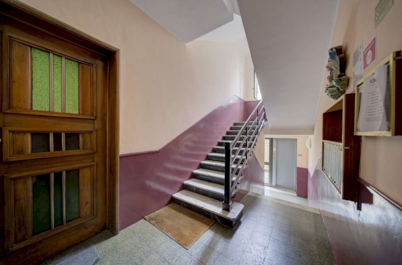 ANDRONE - Trilocale corso MONTE GRAPPA, 66, Torino (zona Parella) - foto 3