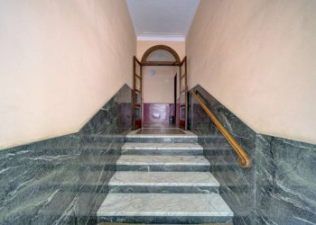 ANDRONE - Trilocale corso MONTE GRAPPA, 66, Torino (zona Parella) - foto 2