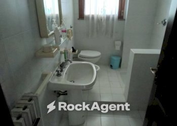 Bagno - Appartamento via Agesidamo, Locri - foto 4