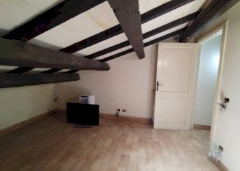 Camera da letto - Three-room apartment via di Piana Bella, Roma (neighborhood Lido di Ostia) - photo 11