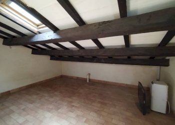 Camera da letto - Three-room apartment via di Piana Bella, Roma (neighborhood Lido di Ostia) - photo 14