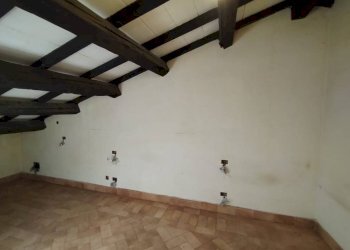 Camera da letto - Three-room apartment via di Piana Bella, Roma (neighborhood Lido di Ostia) - photo 15
