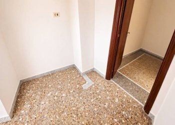 Disimpegno - Appartamento viale Paolo Orlando, Roma (zona Lido di Ostia) - foto 10