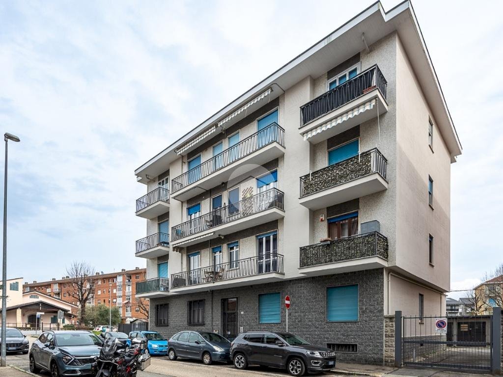 Three-room apartment Via boves, Grugliasco - photo 1