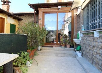 Semi-detached house Via Cisana, Toano - photo 1