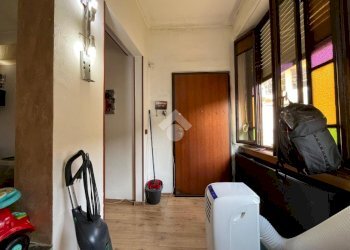 Three-room apartment Via Massimo d'Azeglio, Castellamonte - photo 2