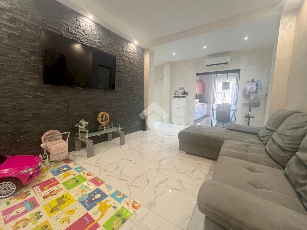 Four-room apartment Via Brunetta d'usseaux, Pinerolo - photo 2