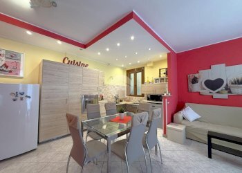 Four-room apartment Via dei Badilanti, Corbetta - photo 8