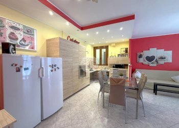 Four-room apartment Via dei Badilanti, Corbetta - photo 11