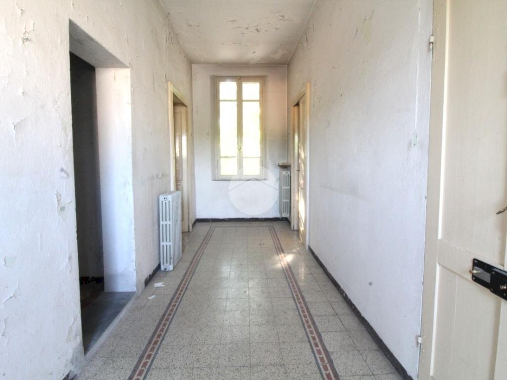 Three-room apartment Via Roma, Langhirano - photo 2