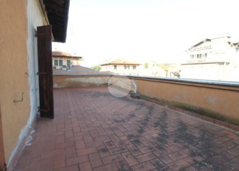 Three-room apartment Via Roma, Langhirano - photo 6