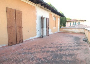 Three-room apartment Via Roma, Langhirano - photo 7