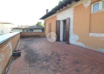 Three-room apartment Via Roma, Langhirano - photo 9