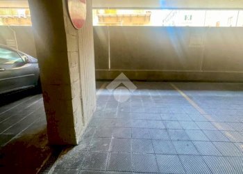 Posto Auto Piazza Borgo Pila, Genova (zona Foce) - foto 3