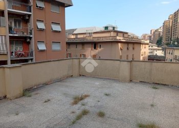 Three-room apartment Via del Chiappazzo, Genova (neighborhood Staglieno) - photo 1