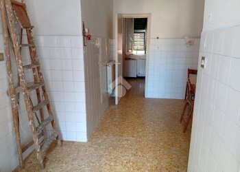 Three-room apartment Via del Chiappazzo, Genova (neighborhood Staglieno) - photo 11