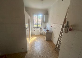 Three-room apartment Via del Chiappazzo, Genova (neighborhood Staglieno) - photo 8