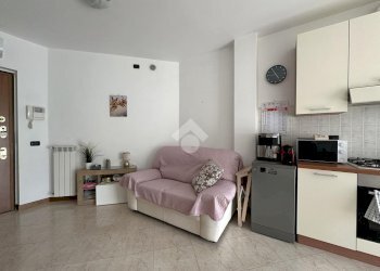 Bilocale Via Bertarini, Carugate - foto 4
