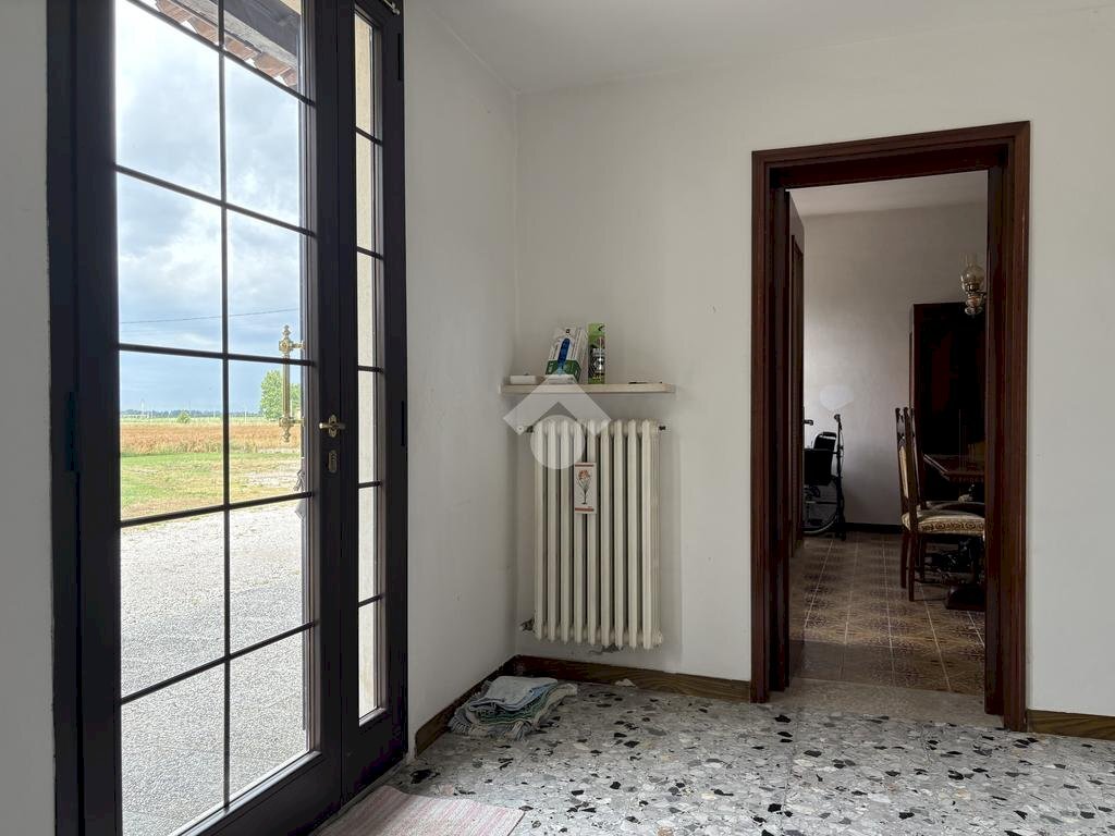 Semi-detached house Via Comacchio, Ferrara (neighborhood Cona) - photo 3