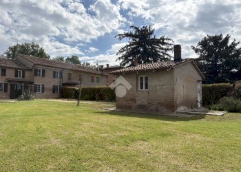 Semi-detached house Via Comacchio, Ferrara (neighborhood Cona) - photo 38
