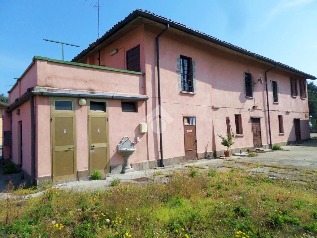 Villa Via IV Novembre, Peschiera Borromeo - foto 1