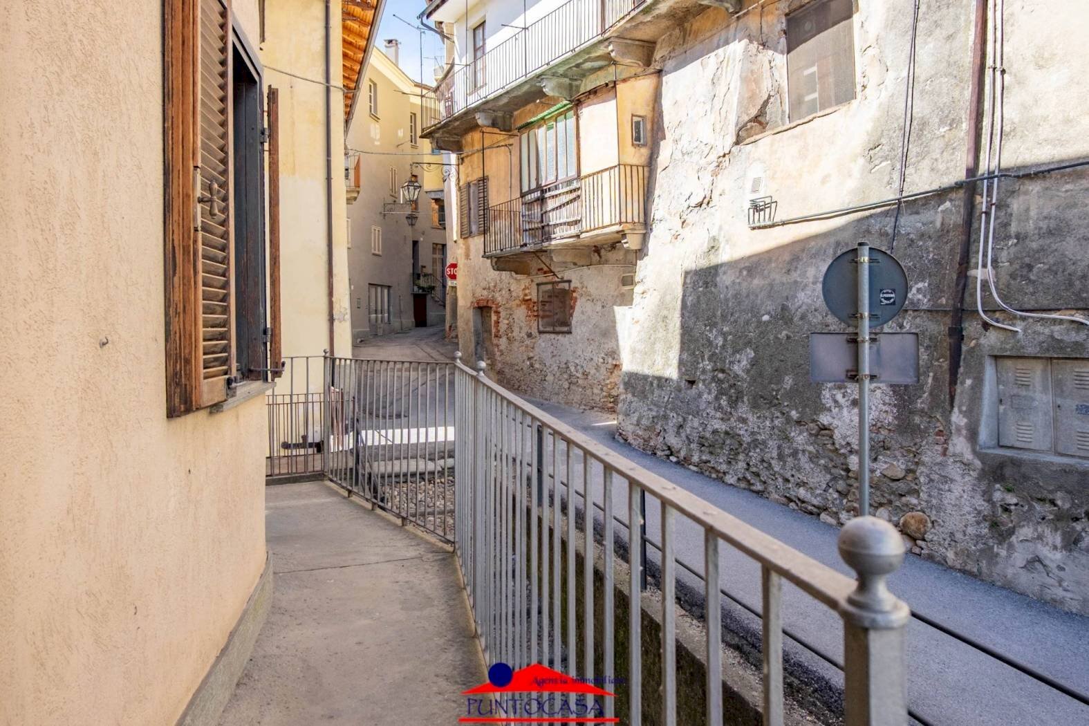 Three-room apartment Via Caraglio, 16, Dronero - photo 3