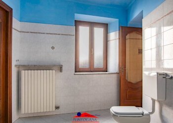 Three-room apartment Via Caraglio, 16, Dronero - photo 10