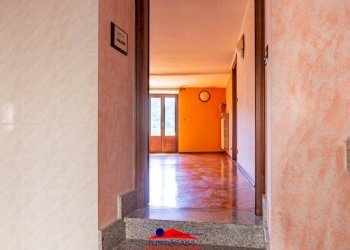 Three-room apartment Via Caraglio, 16, Dronero - photo 11