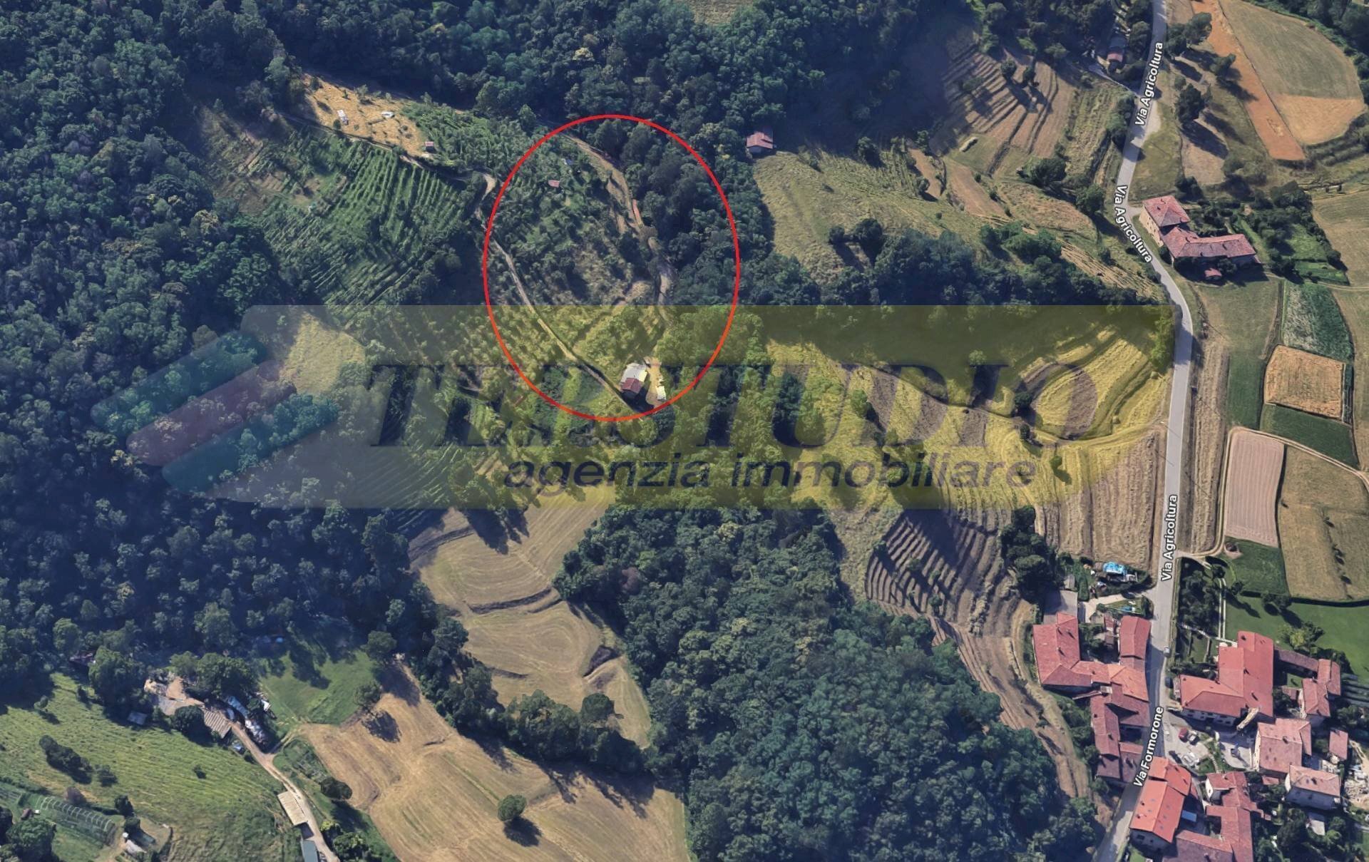 Foto 1 - Terreno agricolo Via Perlupario
 
snc, Caprino Bergamasco - foto 1