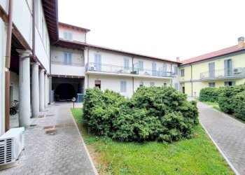 Cortile interno - Two-room apartment via Larga, 4, Rho - photo 21