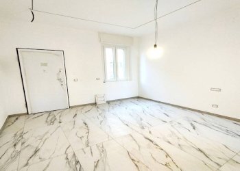Camera da letto - Villa via A. Chaniach, 4, Pogliano Milanese - photo 4