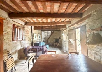 Soggiorno - Casa indipendente via Rontagnano Cossure, Sogliano al Rubicone - foto 4