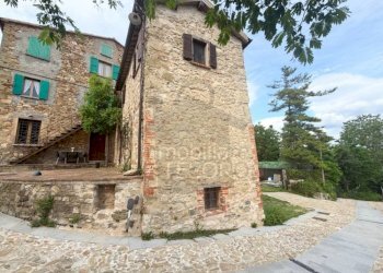 Facciata - Casa indipendente via Rontagnano Cossure, Sogliano al Rubicone - foto 15