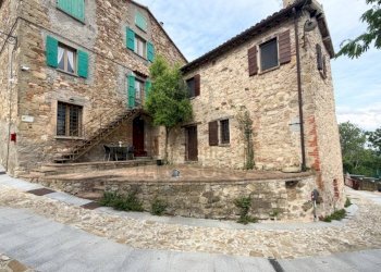 Facciata - Casa indipendente via Rontagnano Cossure, Sogliano al Rubicone - foto 16