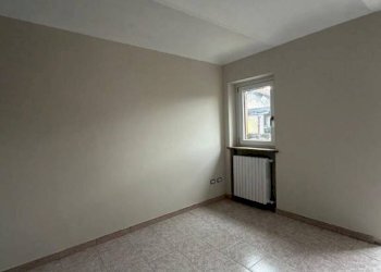 Camera da letto - Two-room apartment via Duchessa Beatrice, Villanova d'Asti - photo 7