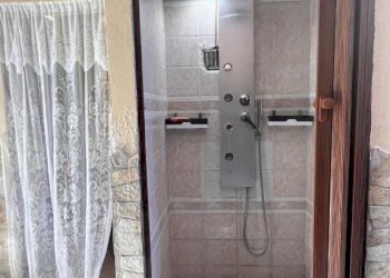 Bagno - Two-room apartment via delle Oceanine, Roma (neighborhood Lido di Ostia) - photo 13