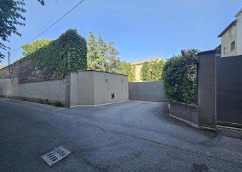 VISTA - Parking space Via De' Buttieri, SNC, Bologna (neighborhood Santo Stefano) - photo 15