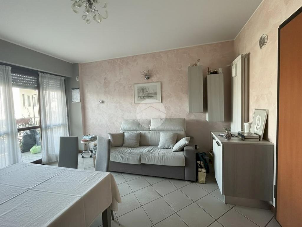 Two-room apartment Viale Isonzo, Rozzano - photo 3